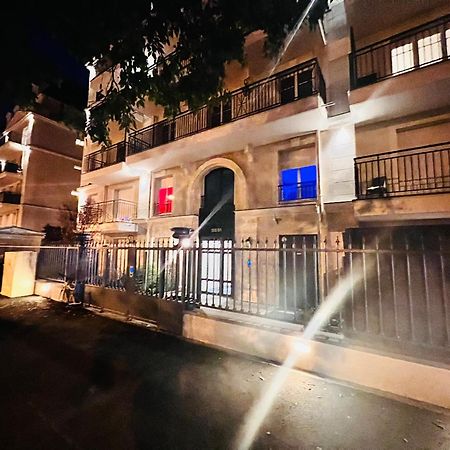 Les Residences De Djibril Le Blanc-Mesnil Bagian luar foto