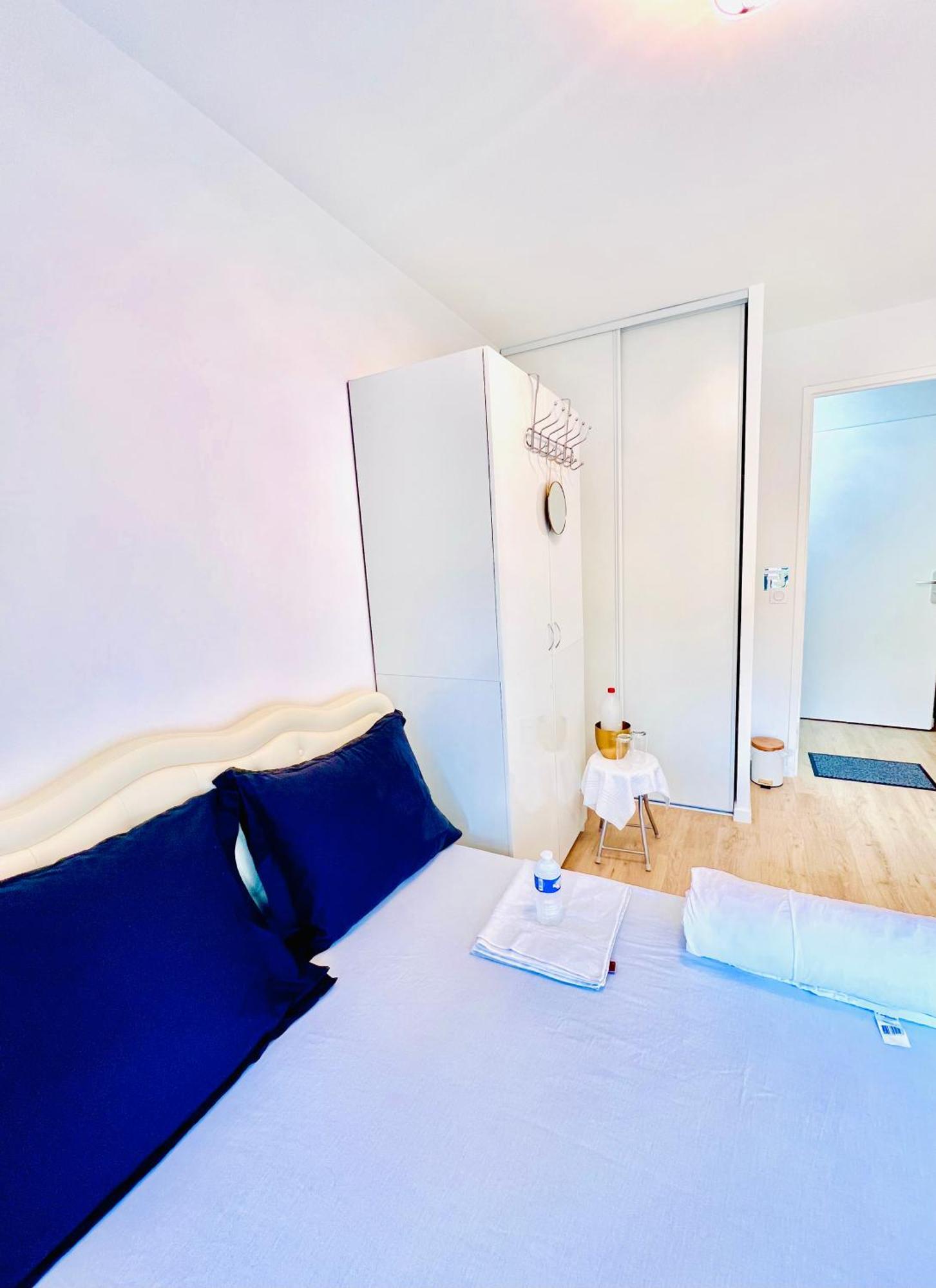 Les Residences De Djibril Le Blanc-Mesnil Bagian luar foto