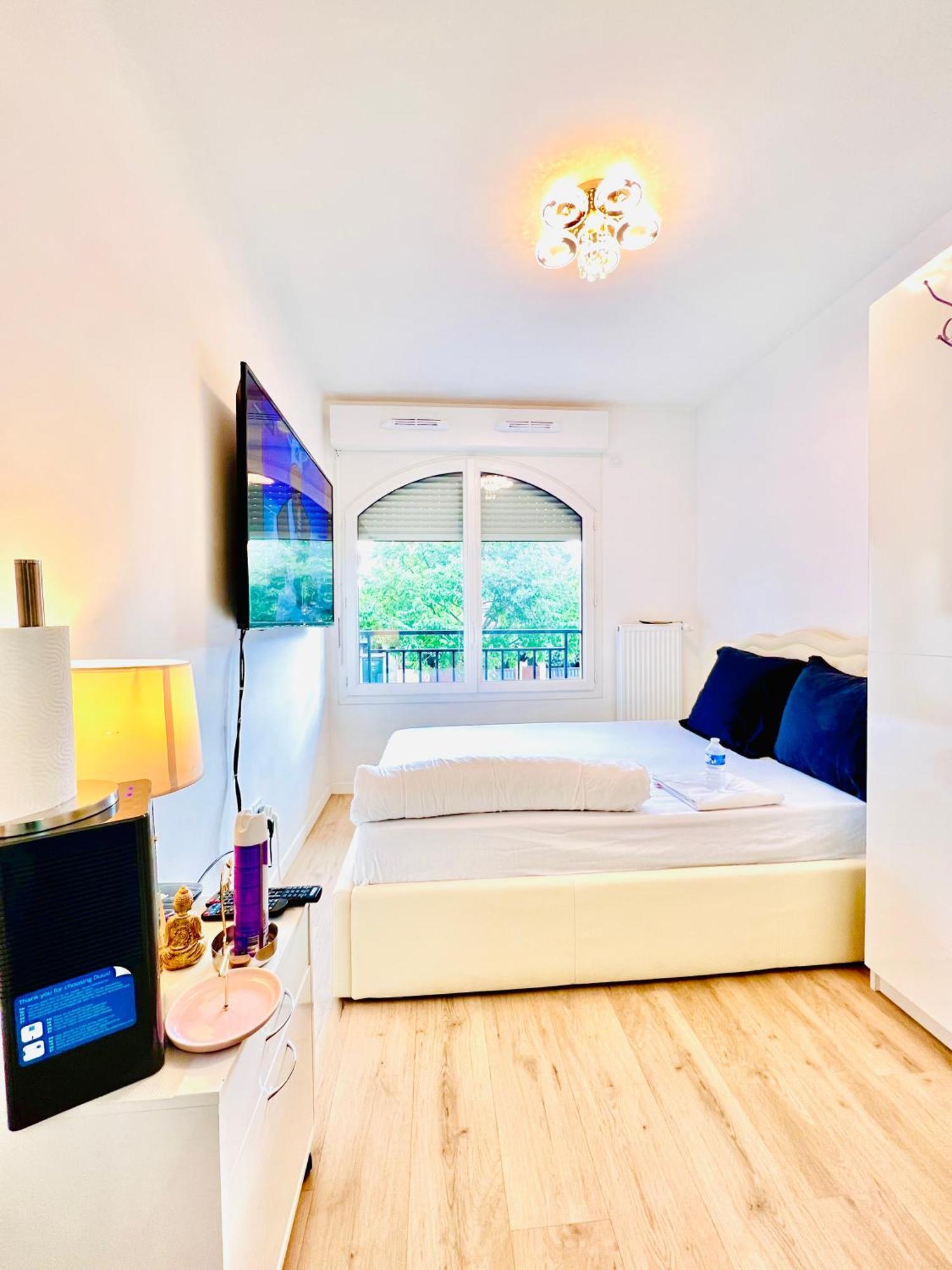 Les Residences De Djibril Le Blanc-Mesnil Bagian luar foto