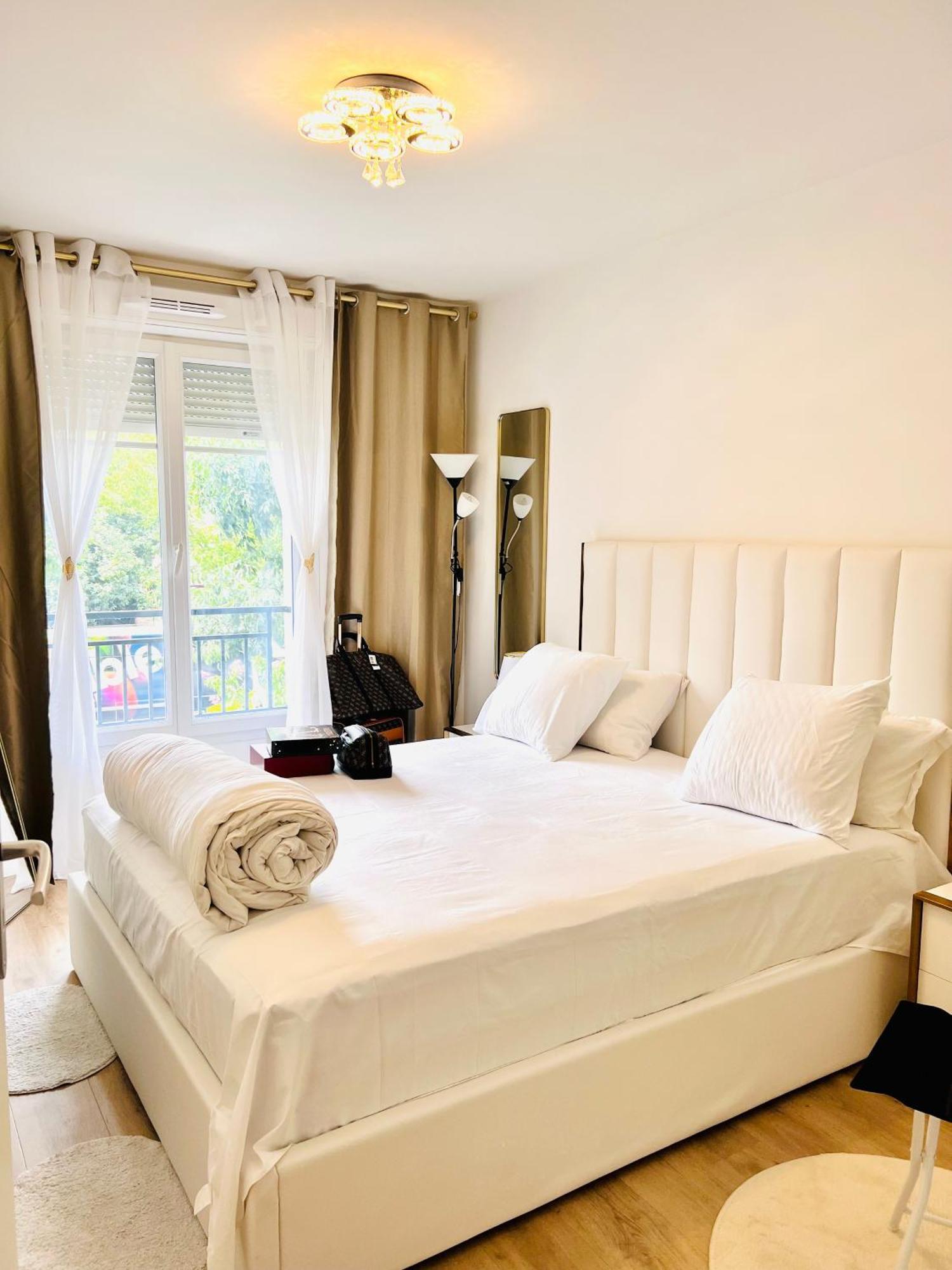 Les Residences De Djibril Le Blanc-Mesnil Bagian luar foto
