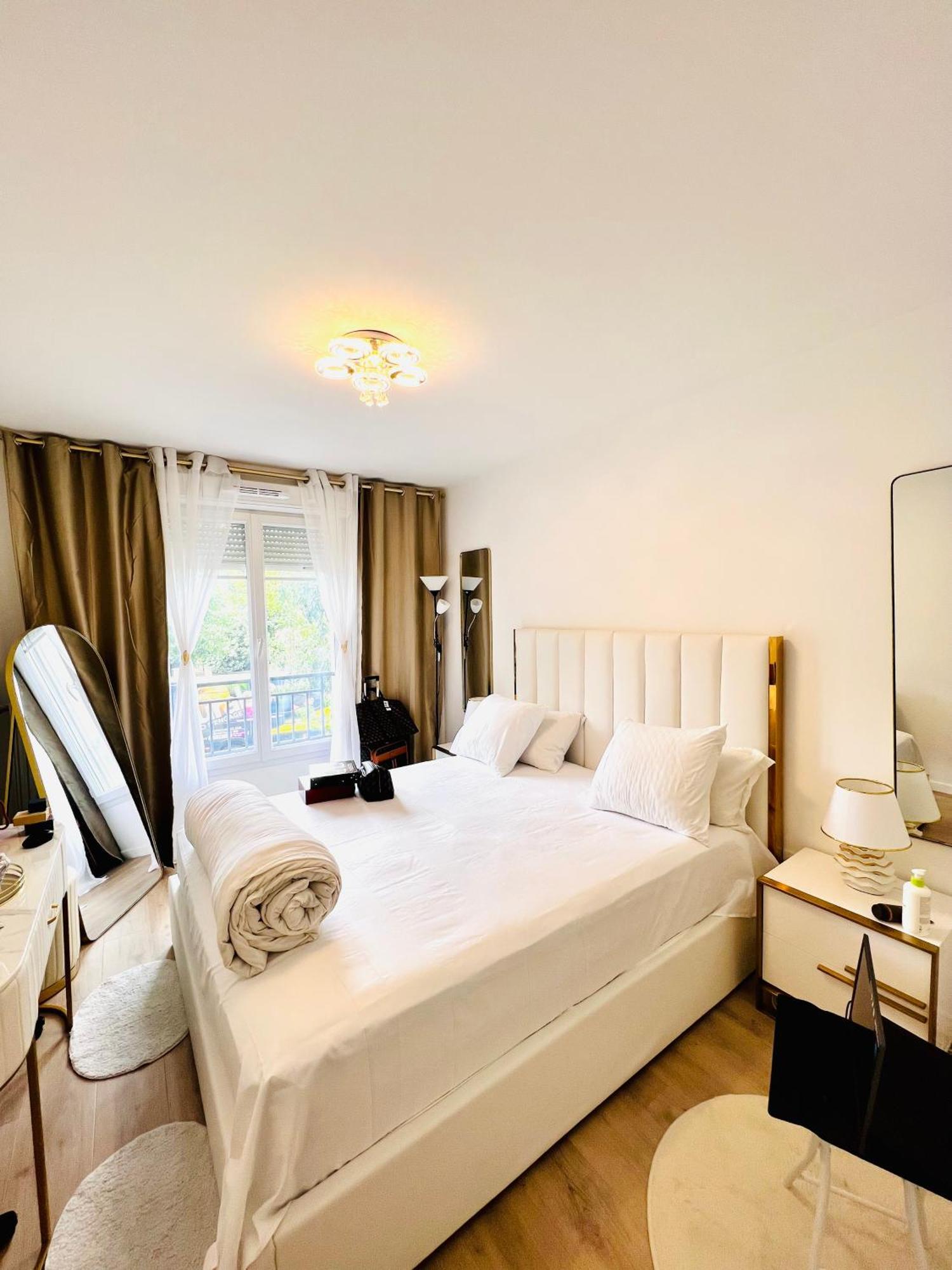 Les Residences De Djibril Le Blanc-Mesnil Bagian luar foto