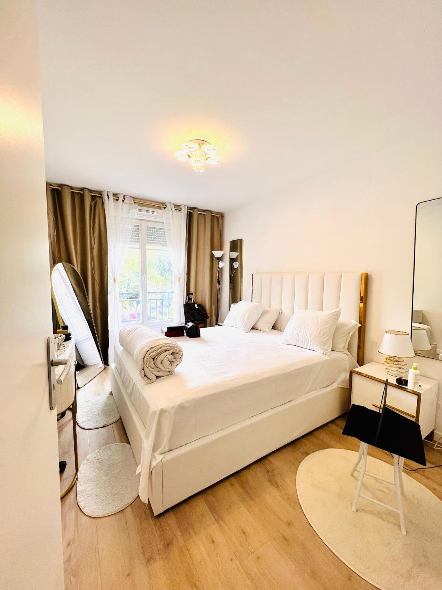 Les Residences De Djibril Le Blanc-Mesnil Bagian luar foto