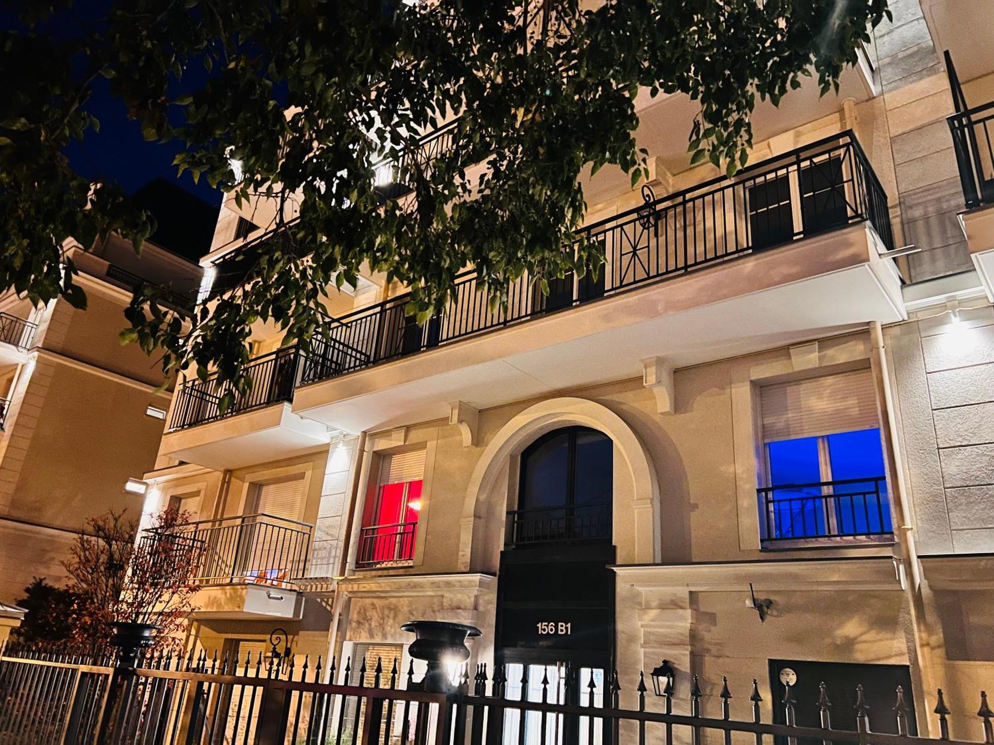 Les Residences De Djibril Le Blanc-Mesnil Bagian luar foto